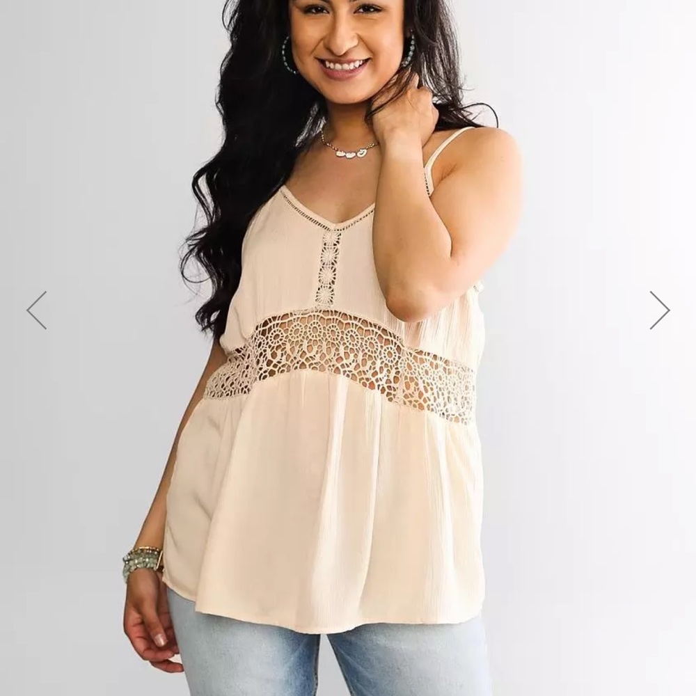 Laced tank from buckle never worn only washed